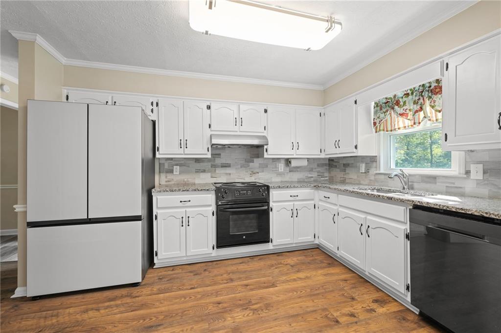 1493 Martin Nash Road, Lilburn, Georgia image 11