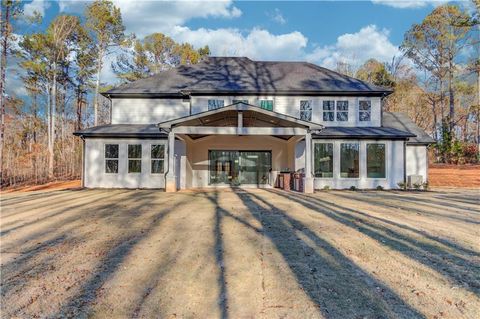 A home in Flowery Branch