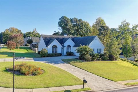 Photo of 297 Dogwood View Lane, Suwanee, GA 30024 (MLS # 7667319)