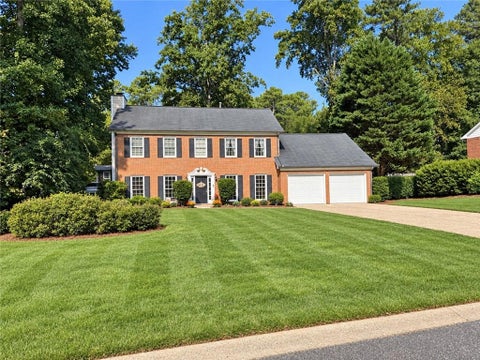 Homes For Sale - 166 Knollwood Drive<br/> Marietta, GA 30064
