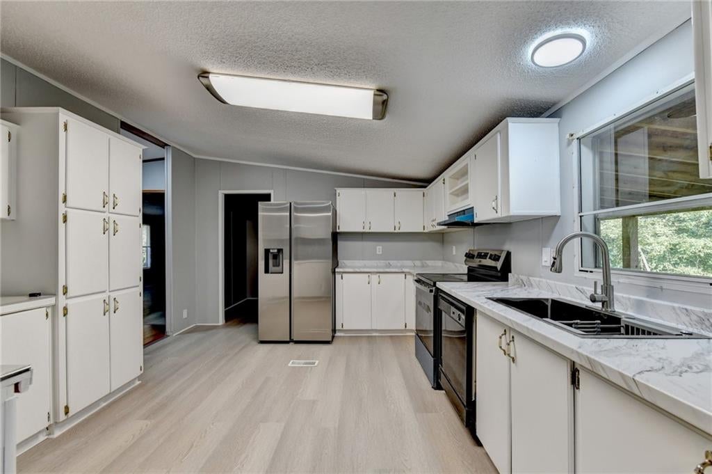 5500 Hemlock Court