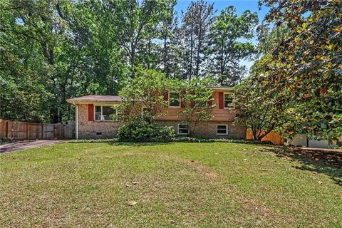Homes For Sale - 1136 Creekdale Drive<br/> Clarkston, GA 30021