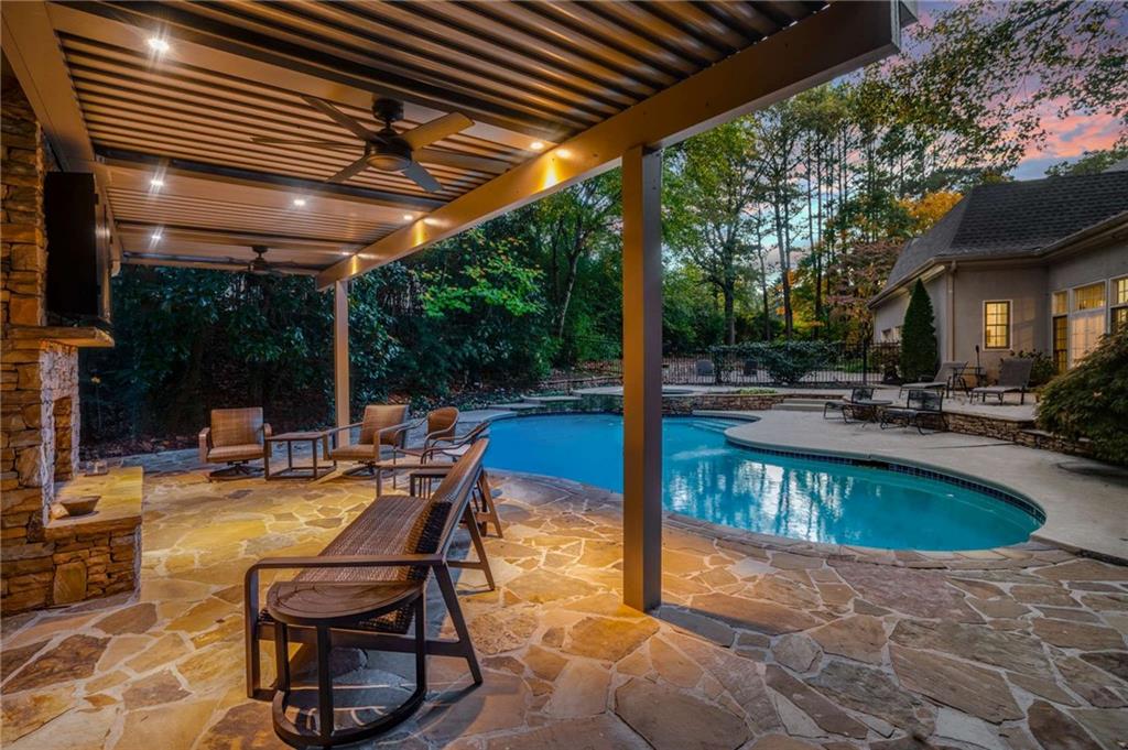 302 Rolling Rock Road, Marietta, Georgia image 20