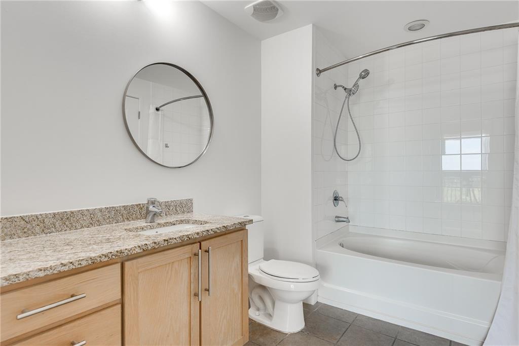 563 Memorial Drive SE 503
