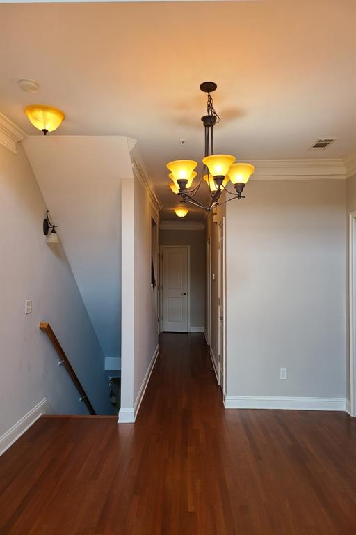 942 Perimeter Walk
