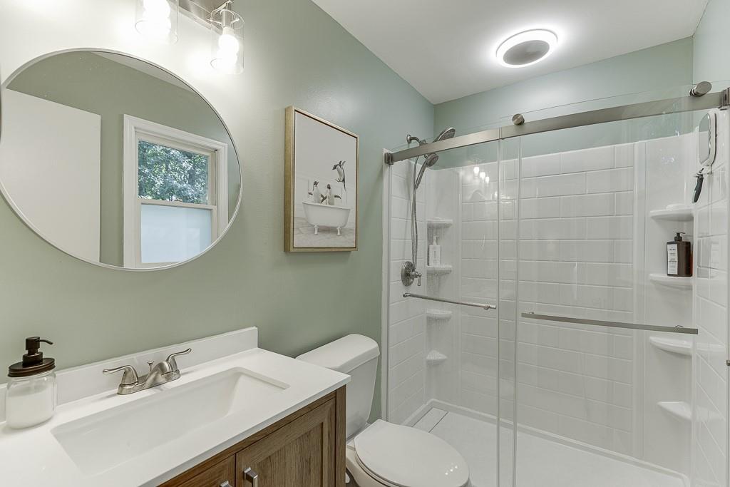 5887 Meadow View Lane