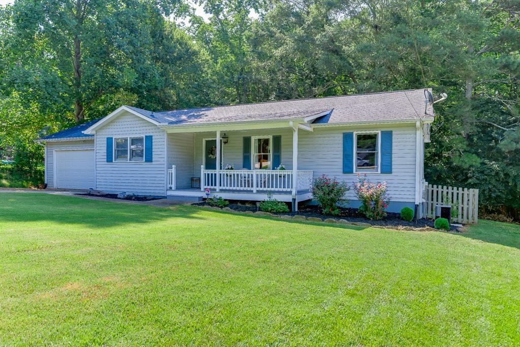5887 Meadow View Lane