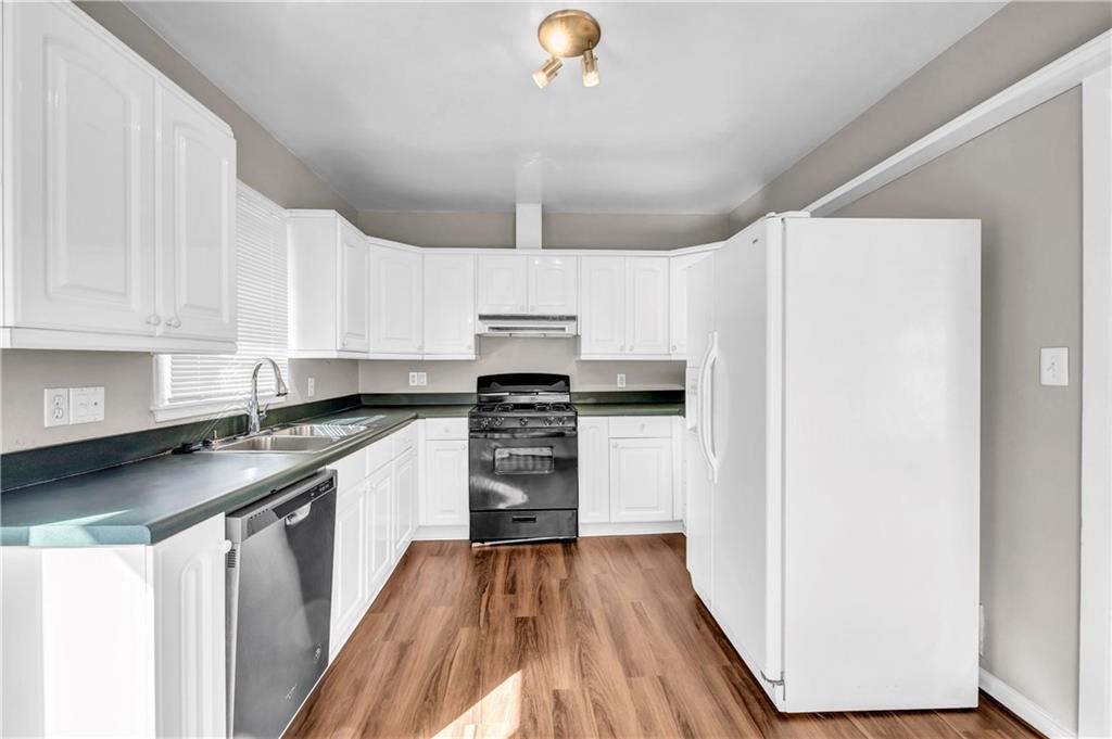 1870 Windemere Drive NE