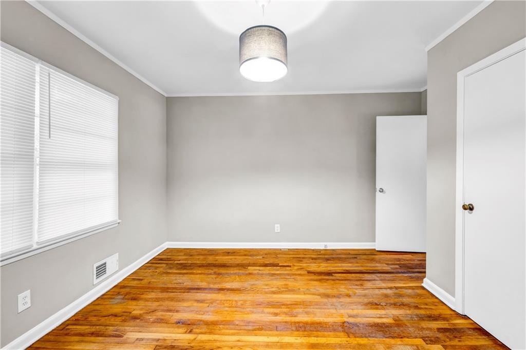 1870 Windemere Drive NE