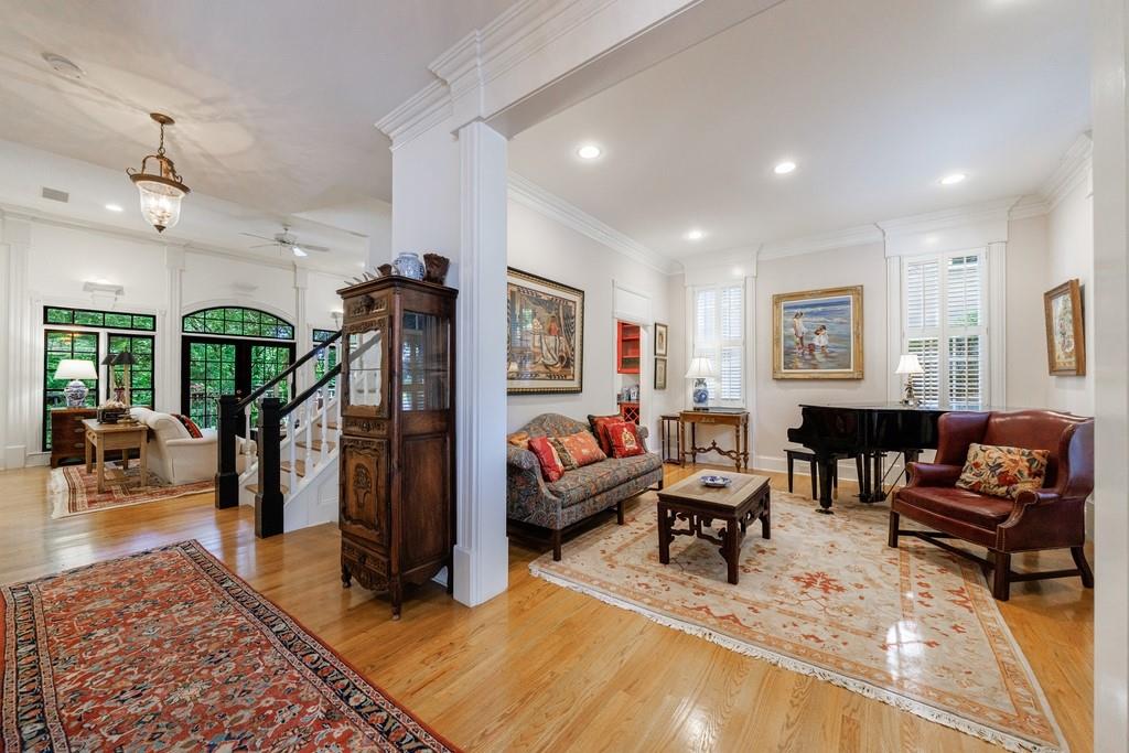 4470 Crestwicke Pointe NE