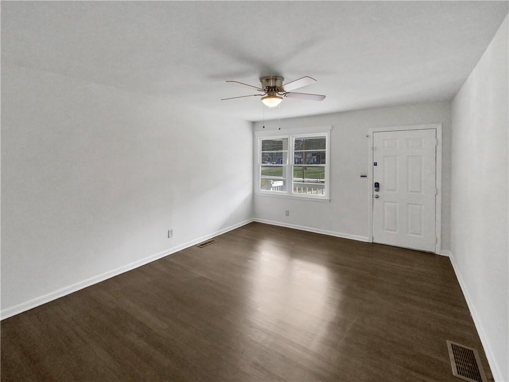 207 Westmoreland Drive, Griffin, Georgia image 3