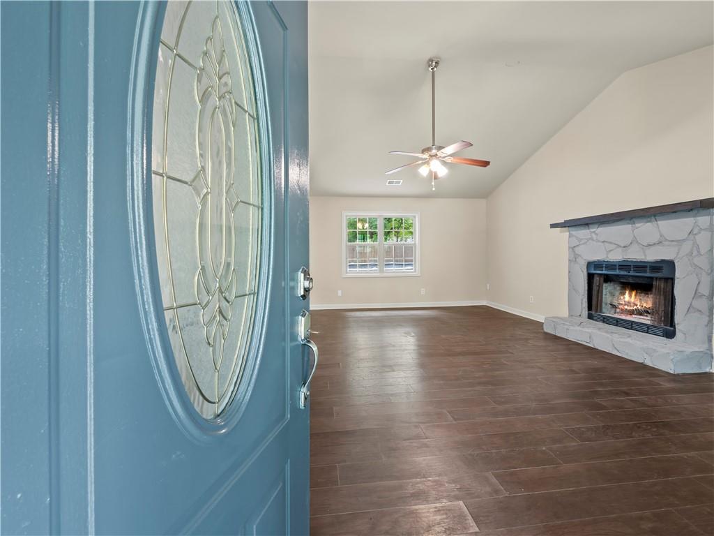 638 Granite Lane