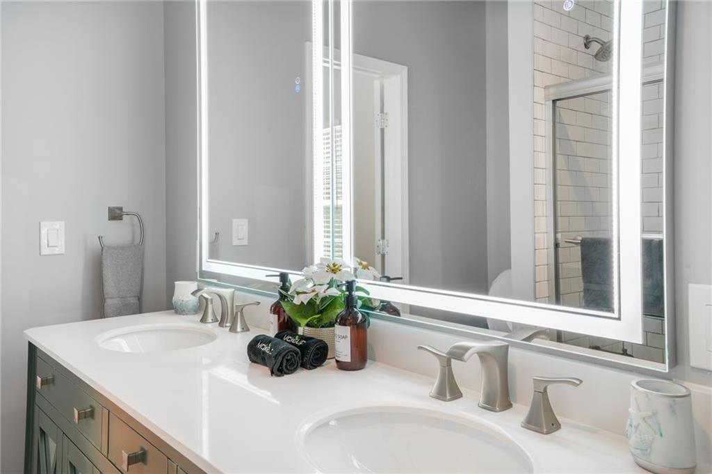 Ashview Heights - Residential