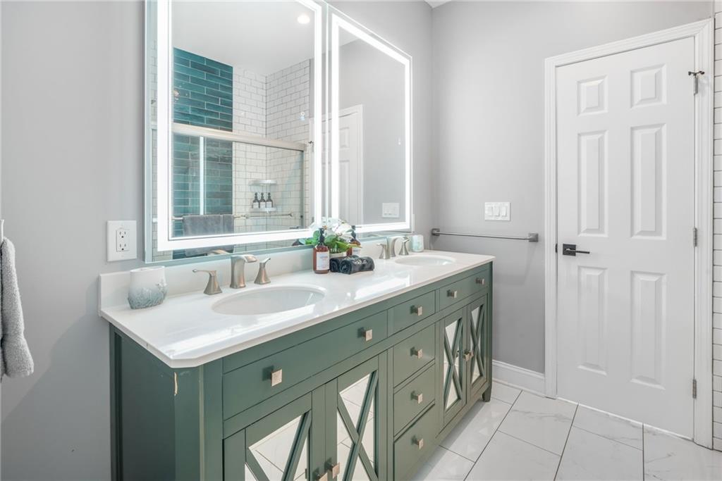 Ashview Heights - Residential