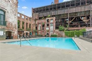 170 Boulevard SE H421