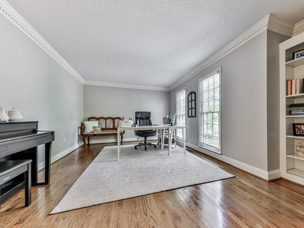 209 Lakeside Drive, Kennesaw, Georgia image 7