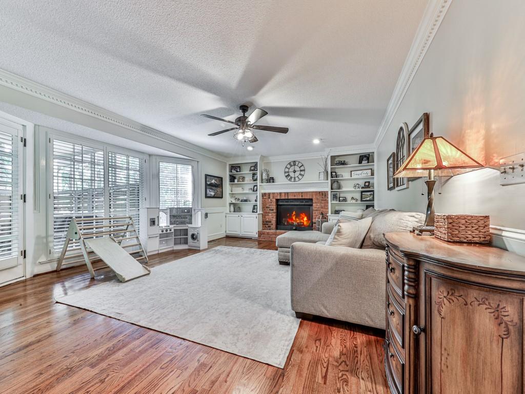 209 Lakeside Drive, Kennesaw, Georgia image 19