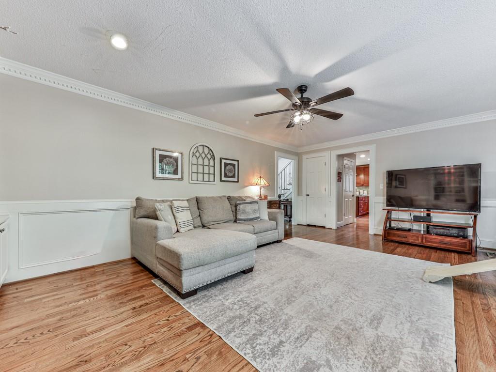 209 Lakeside Drive, Kennesaw, Georgia image 21