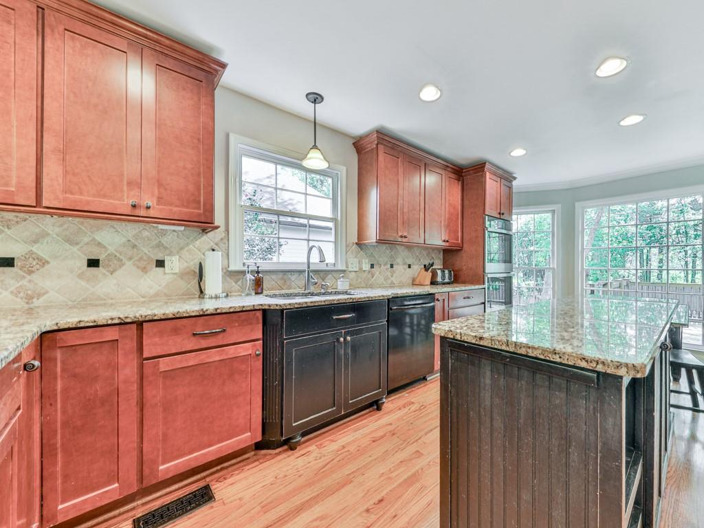 209 Lakeside Drive, Kennesaw, Georgia image 11