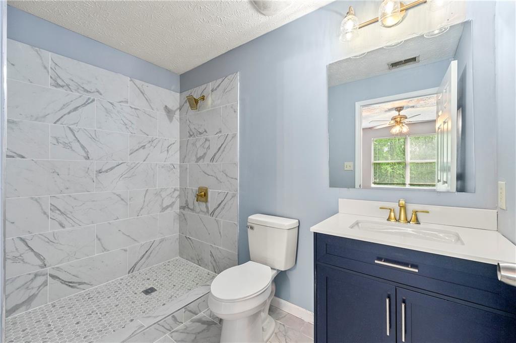 3247 Fairington Drive, Lithonia, Georgia image 28
