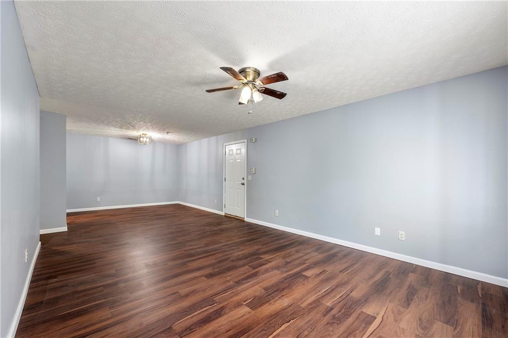 3247 Fairington Drive, Lithonia, Georgia image 5