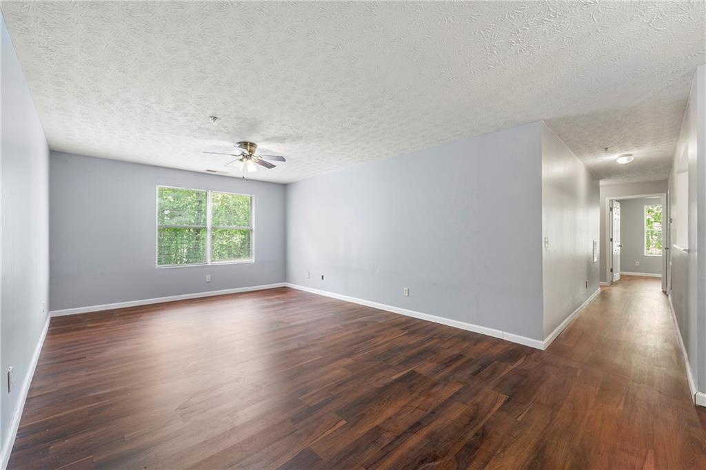 3247 Fairington Drive, Lithonia, Georgia image 4