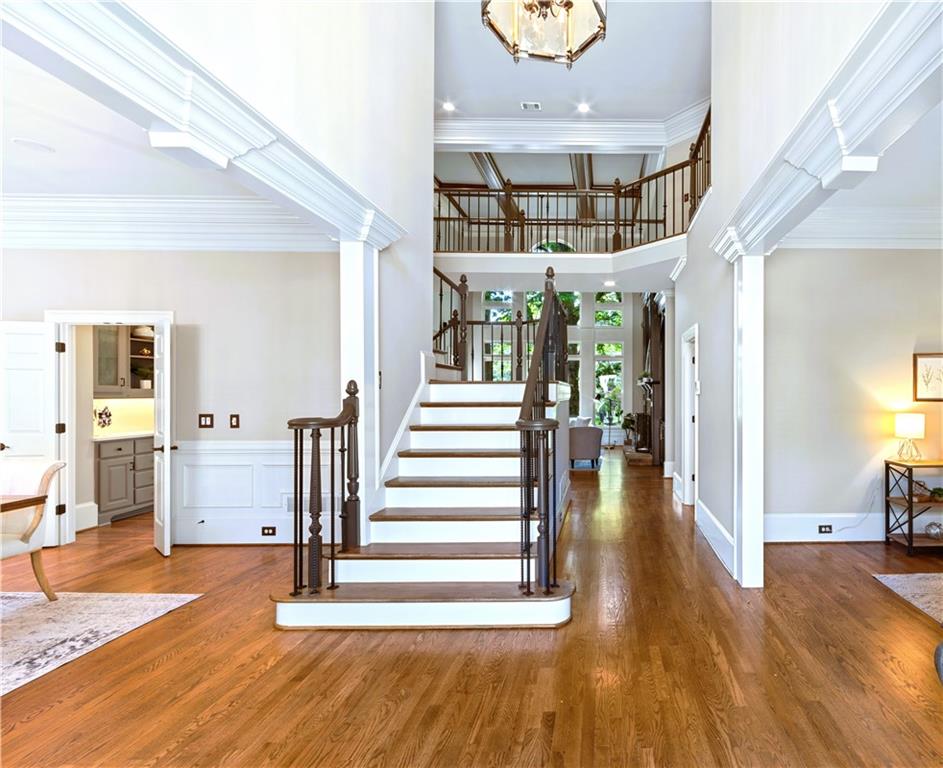 MADISON HALL - Residential
