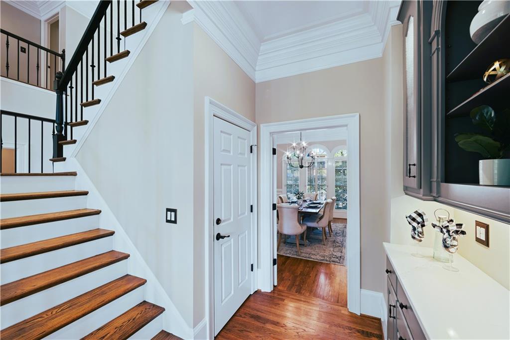 MADISON HALL - Residential
