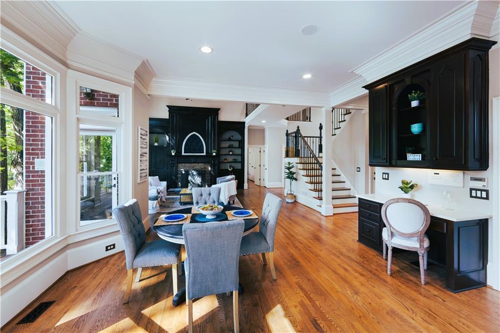 MADISON HALL - Residential