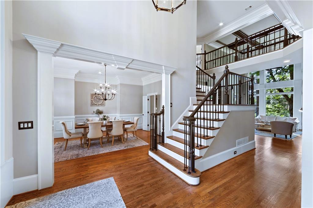 MADISON HALL - Residential