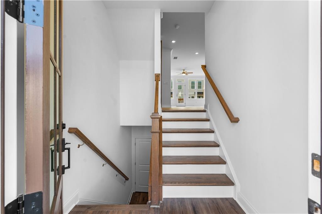 2842 Evanshire Avenue 113