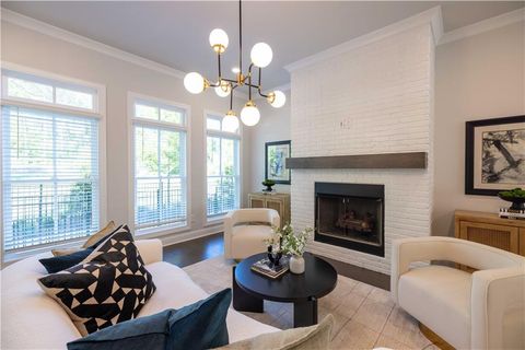 2842 Evanshire Avenue 113 Duluth GA 30096