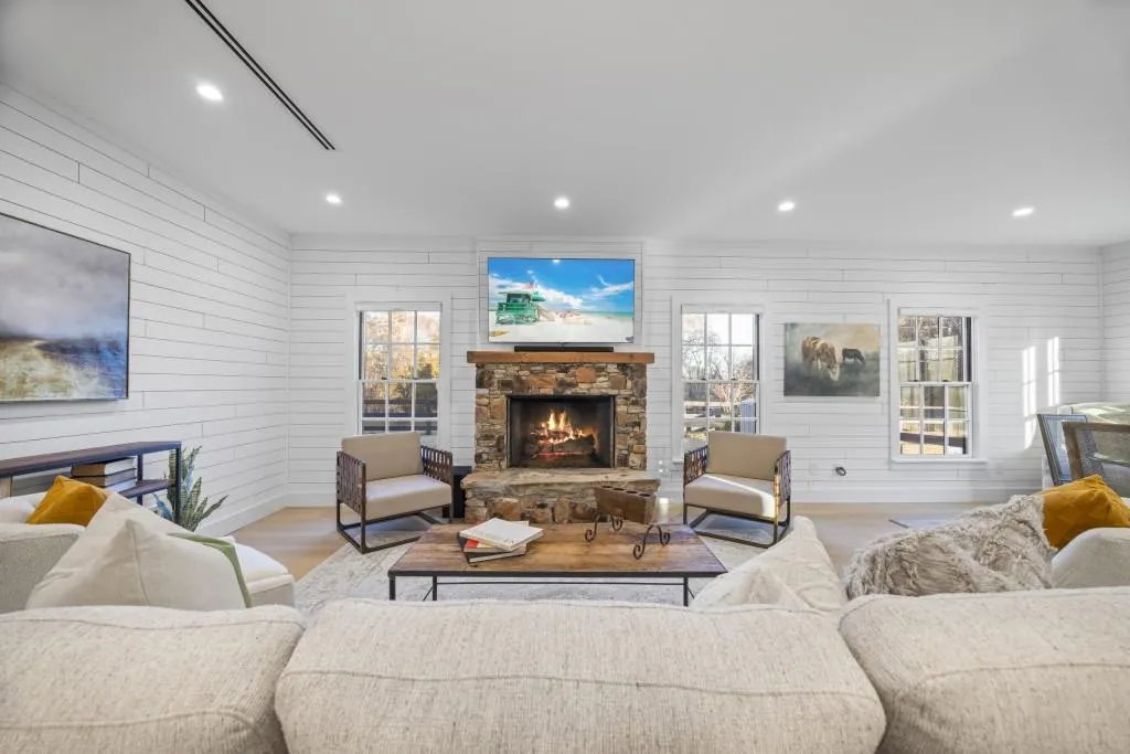 Martin, Georgia 30557, United States, 3 Bedrooms Bedrooms, ,3 BathroomsBathrooms,Residential,Pending,26192