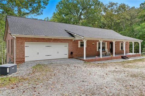 1190 Mill Creek Drive Dawsonville GA 30534