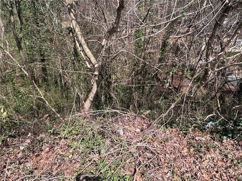 Vacant Land For Sale - 4710 Cleveland Road<br/> Lithonia, GA 30038