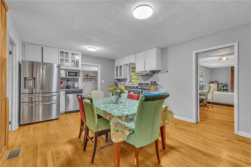 349 Virginia Place SE