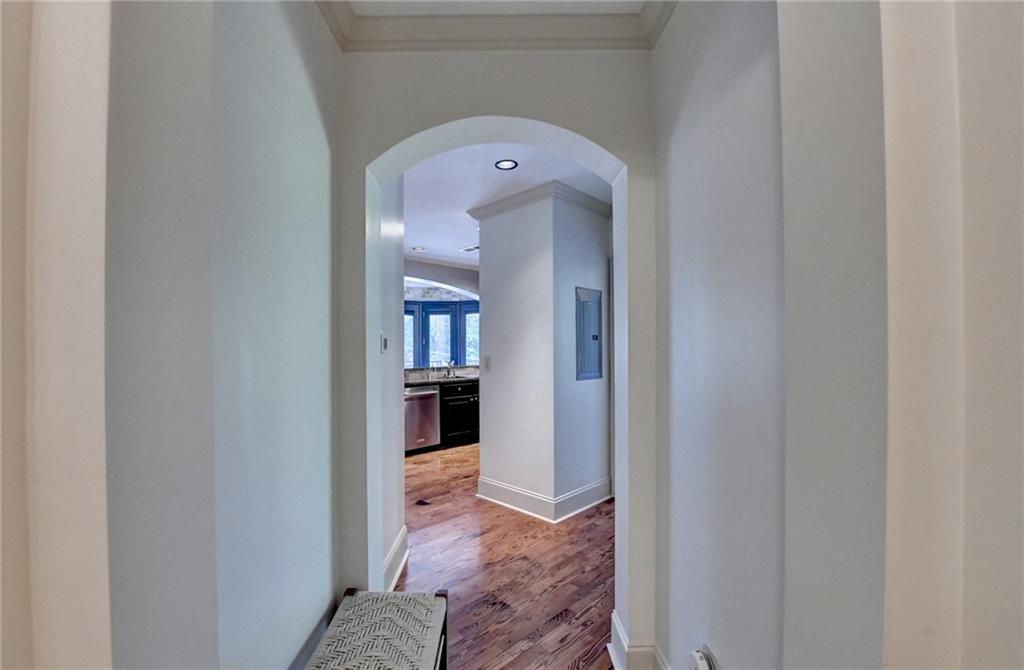 2255 Peachtree Road NE 424