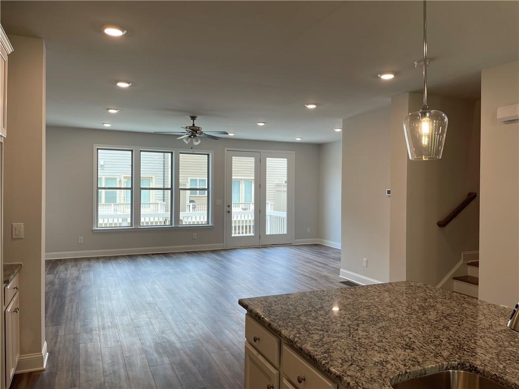 2483 Scarlet Maple Alley