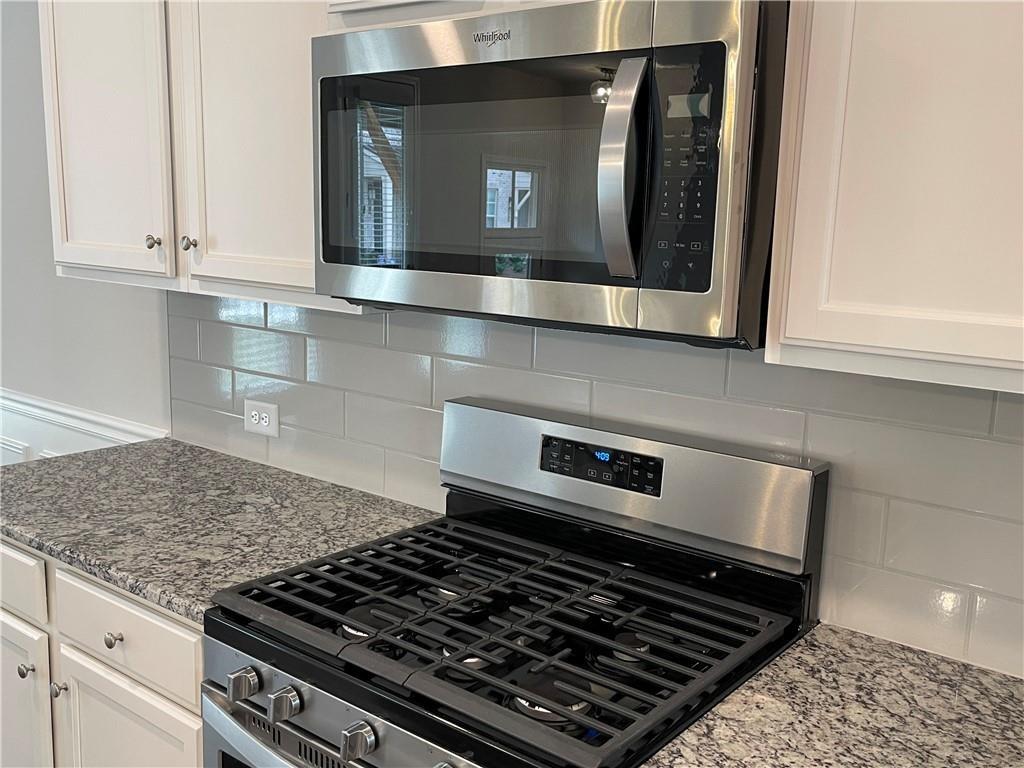 2483 Scarlet Maple Alley