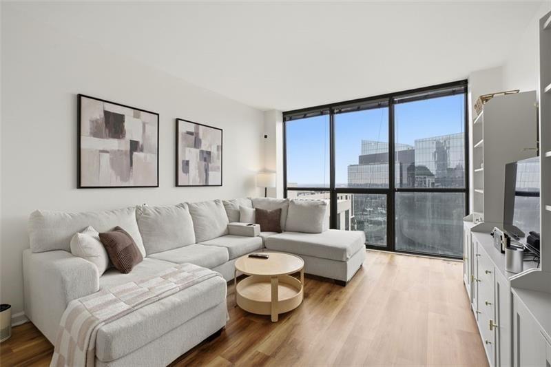 1280 W Peachtree Street NW 3713