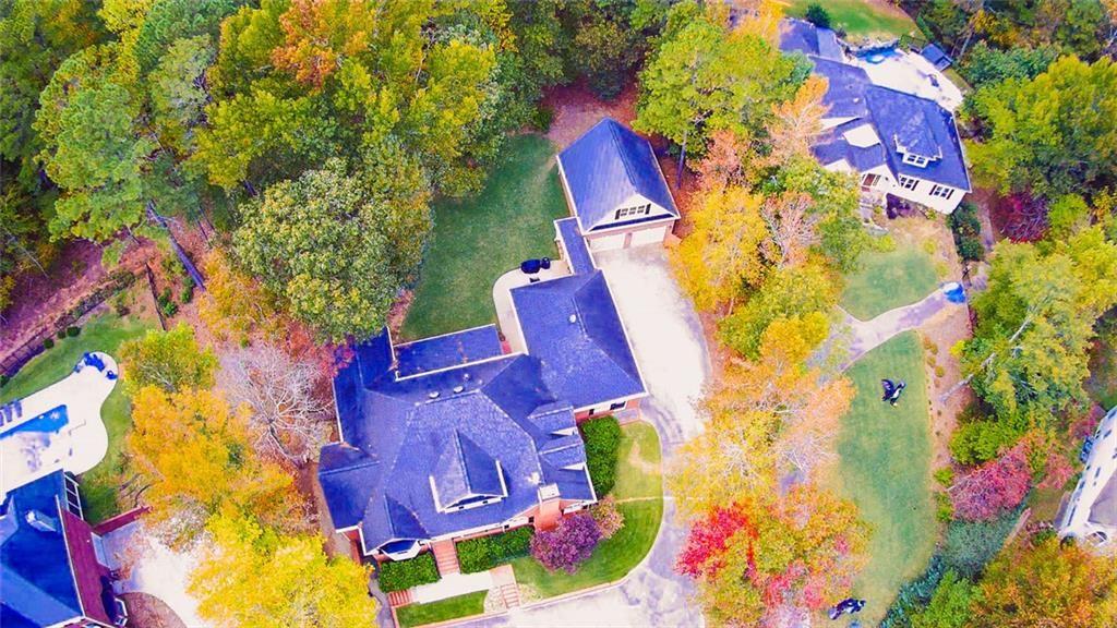 432 Westlake Drive NW