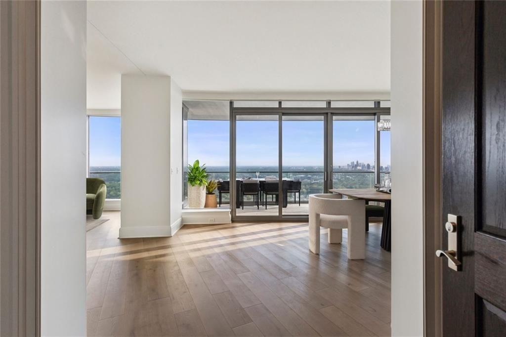 3344 Peachtree Road NE 4104