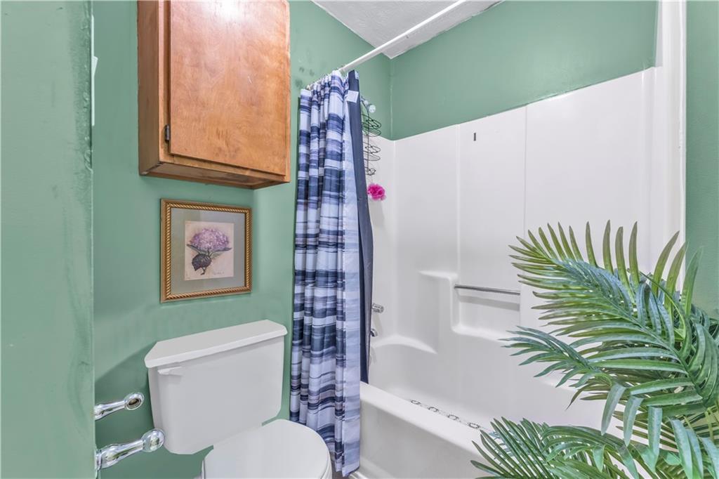488 Russell Road, Lawrenceville, Georgia image 17