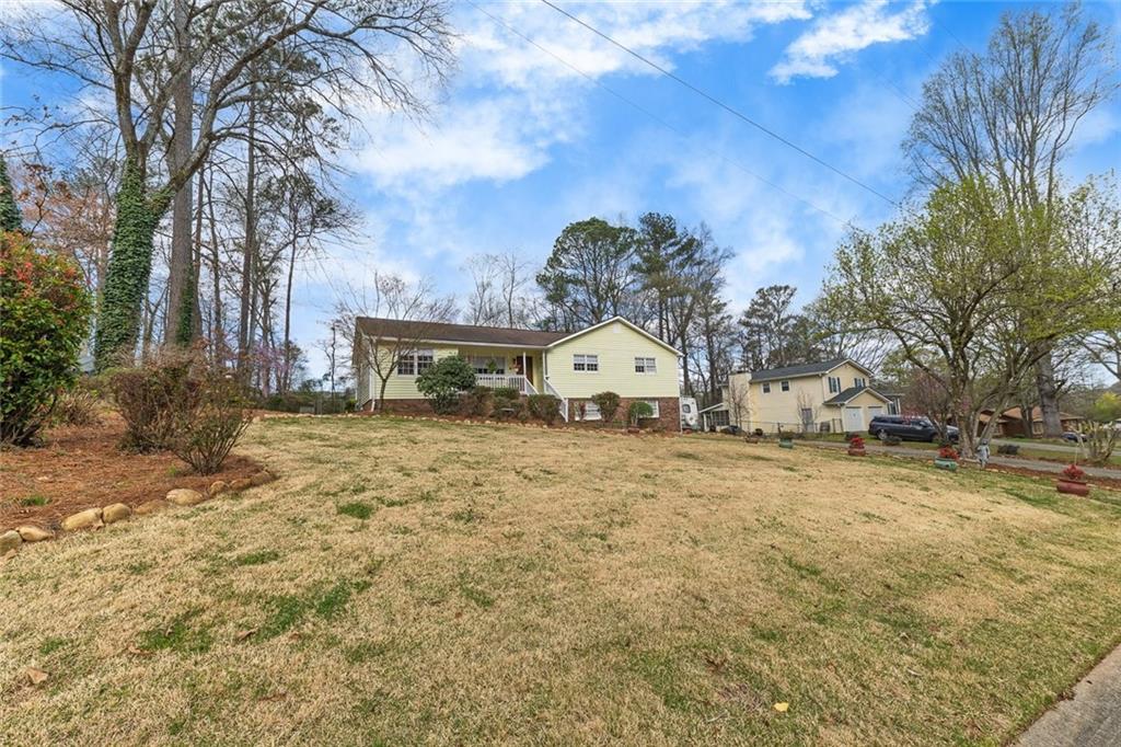 532 Rivercrest Drive, Woodstock, Georgia image 4