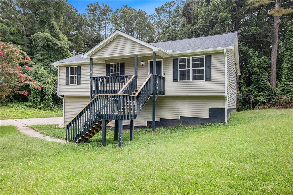870 Eagles Nest Circle