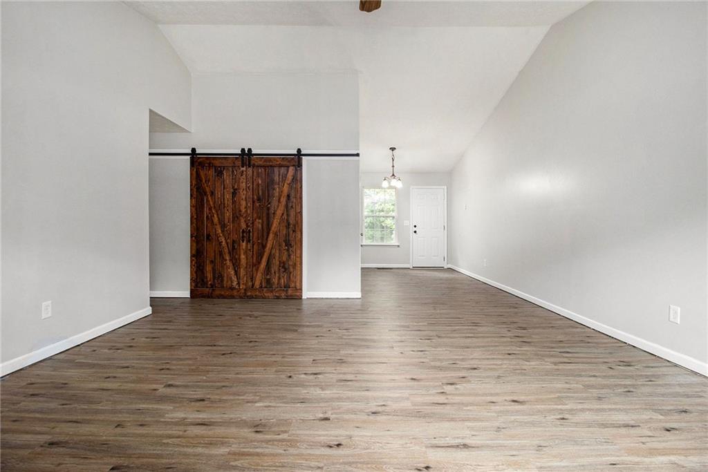 870 Eagles Nest Circle