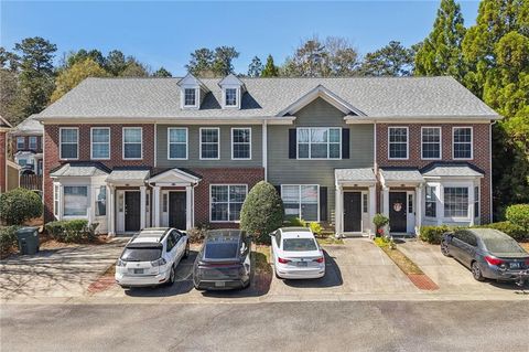 Condo For Sale - 2147 Del Lago Circle #12<br/> Kennesaw, GA 30152