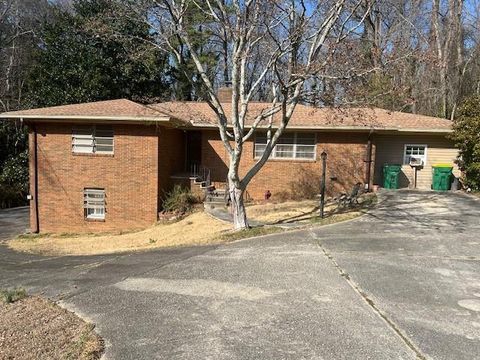 Homes For Sale - 714 Catherine Street<br/> Forest Park, GA 30297