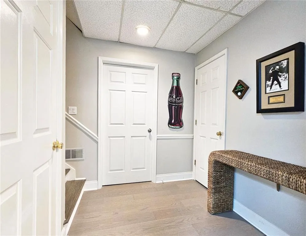 Roswell, Georgia 30075, United States, 4 Bedrooms Bedrooms, ,4 BathroomsBathrooms,Residential,Active,237043