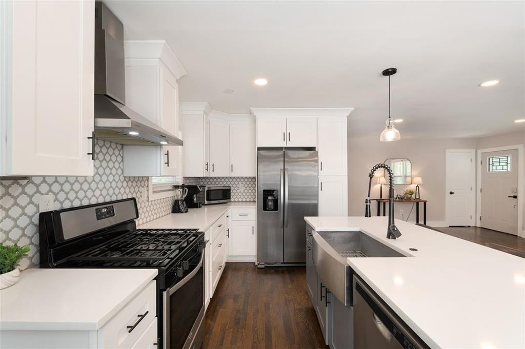 2266 Carver Drive
